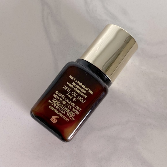 Estée Lauder Advanced Night Repair Serum - Picture 2 of 2